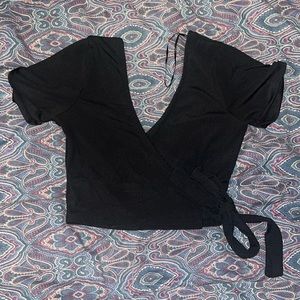 Black Criss cross Crop top